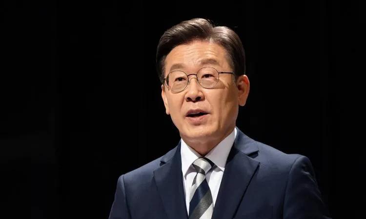 韩国最狠总统要诞生了韩国总统选举预计在6月3日投票后便见分晓。目前来看还是在
