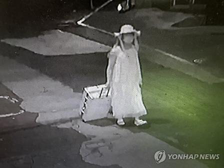 25岁留韩女孩失联悲剧！嫌疑人被抓！男扮女装更多细节曝光还原案发前后全过程，