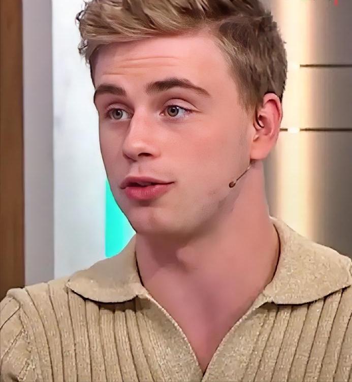 香港总决赛已经过去4天，莫雷加德回国后，接受采访，再谈张本智和夺冠小莫表示：