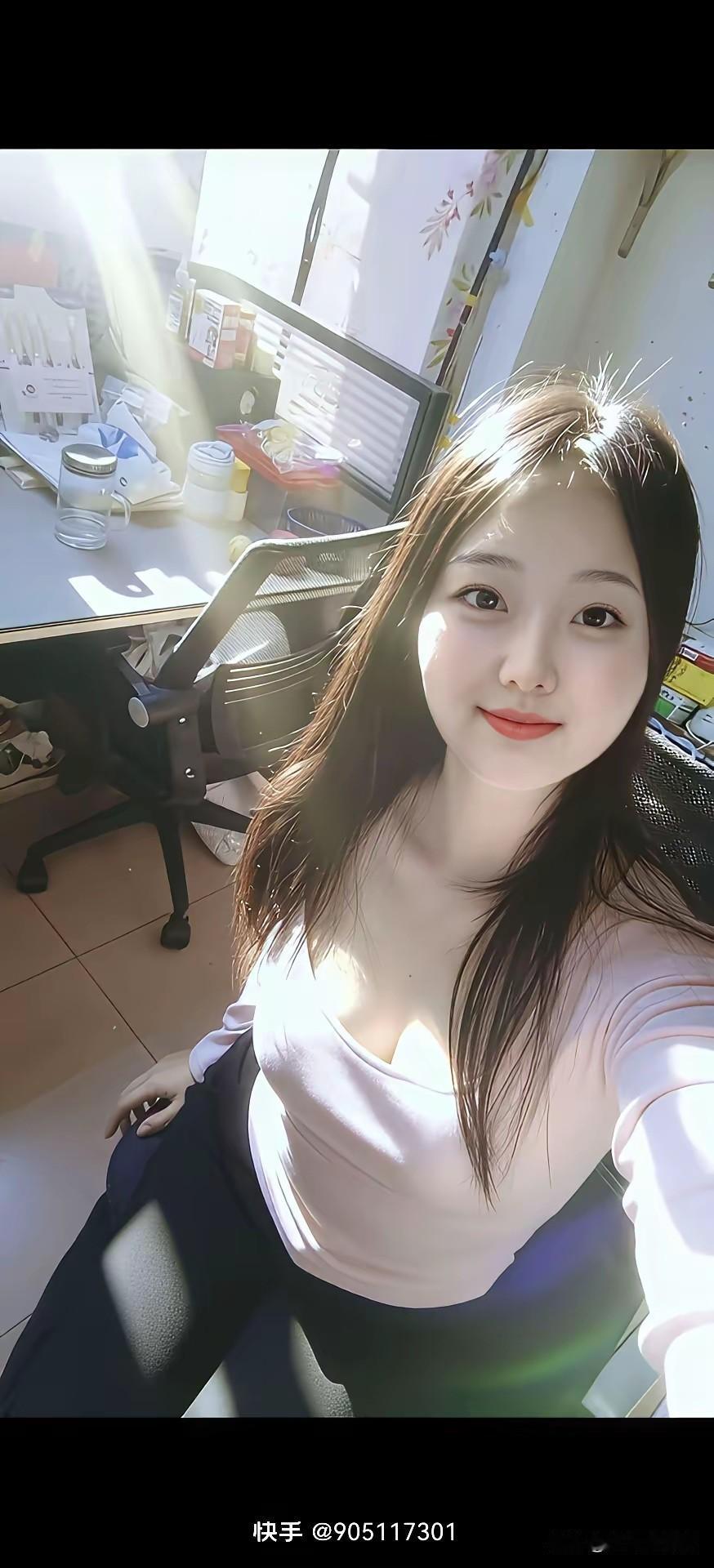 没啥说的，就是一个字，白！[笑着哭]晒图笔记大赛米白美女