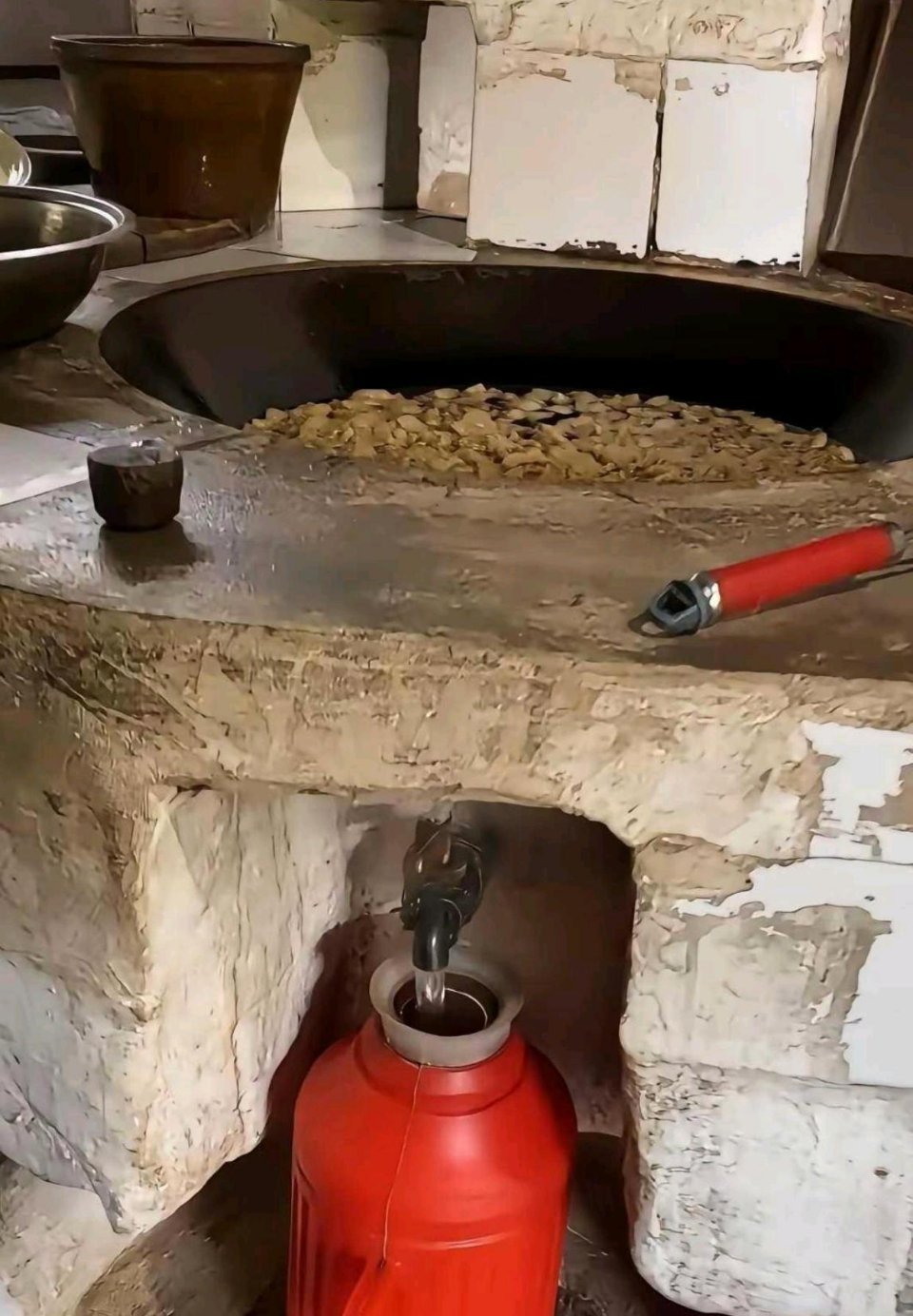 这种烧水方式应该只有80后才知道了吧？
