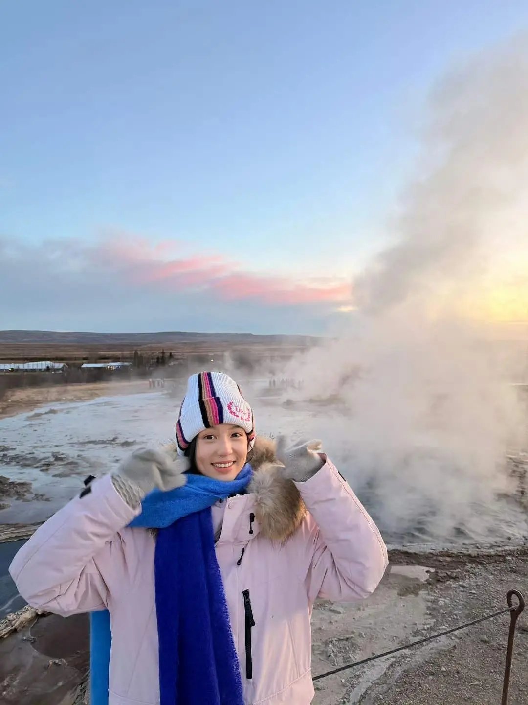 卢昱晓和周也应该会玩到一起吧？好像的风格