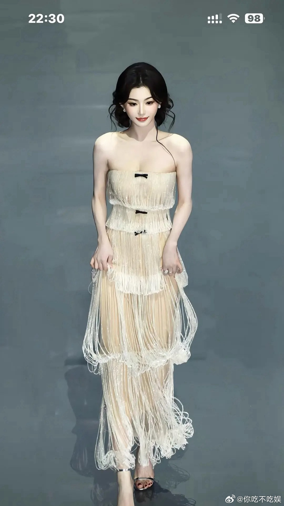 孔雪儿的颜值很美就是有点没有亮点了