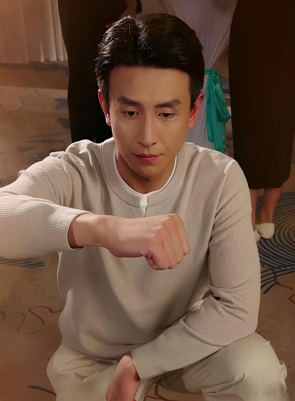 我真傻，我以为《盛夏芬德拉》早就大结局了。结果人家把婚后日常，直接拍成了广告片。