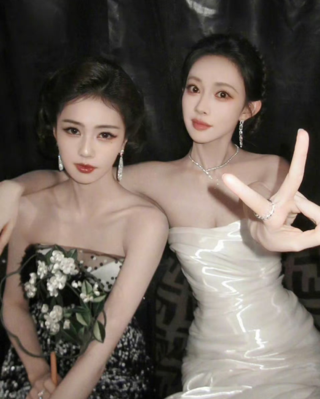 .白鹿孟子义同框合照！两大美女同框颜值暴击✨