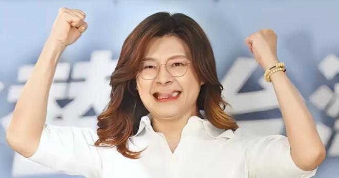 朱立伦失算了！ 邱毅教授直言：朱立伦对党主席轮换一事很不情愿，他知道卢秀燕不