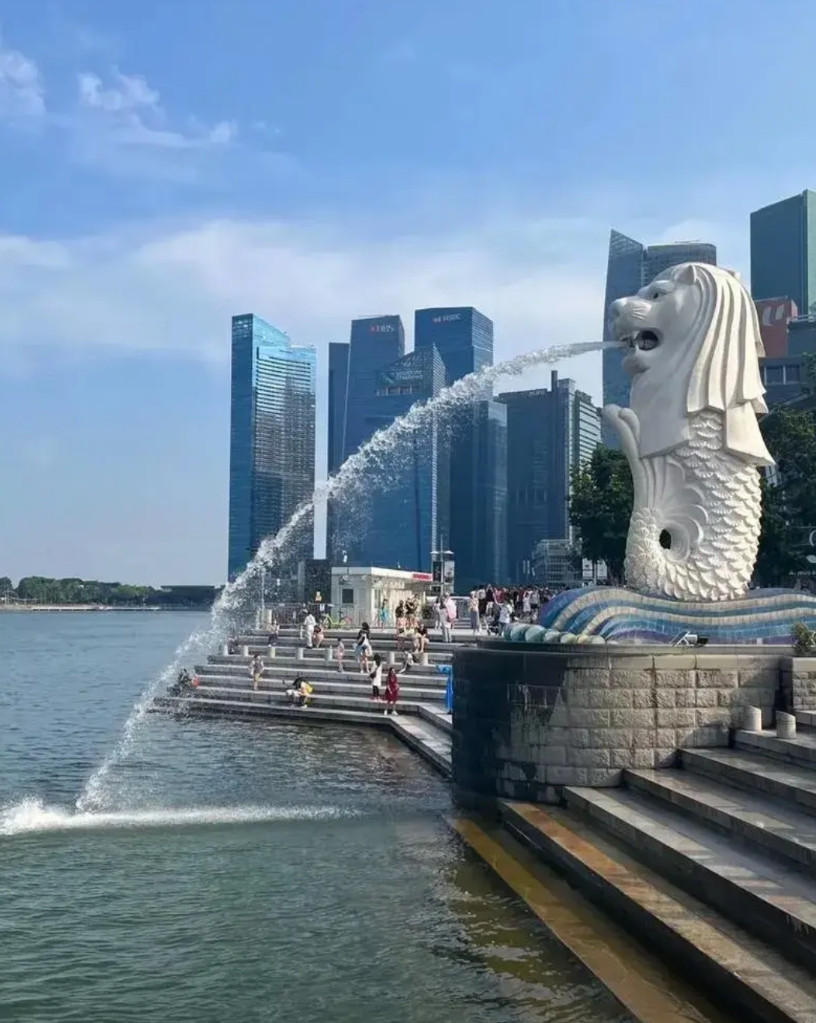 新加坡真不愧为坡县？前段，有网友戏称新加坡为坡县，为此，新加坡人很不满意，嚷着