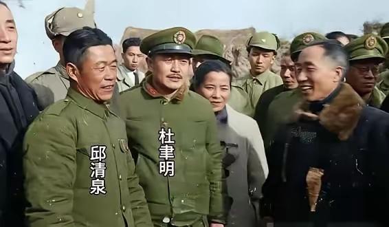 1981年，杜聿明生病住院，郭汝瑰去探望他，杜聿明无奈说了一句：“我当年揭发了你