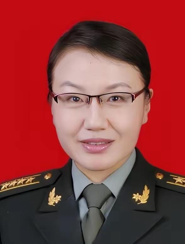 一定是有叛徒在我们中间，不然仅仅以中国女人头脑，怎可能算出我们的飞行路线？2