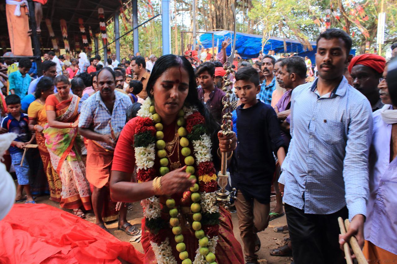 韩国人比印度人靠谱多少?半斤八两，但真正要说的话，其实韩国人比印度人更不靠谱，比