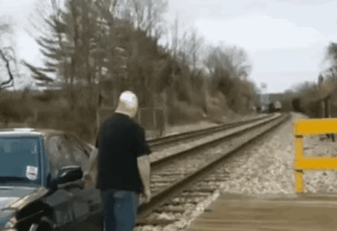 大哥还真是勇猛啊。