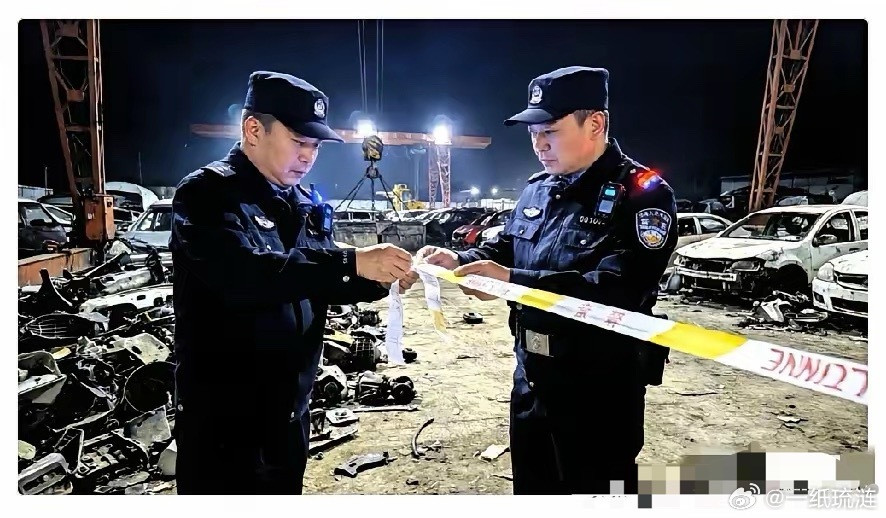 央视一曝光，山东临沂这次是彻底炸锅了。就在昨天夜里，当地商务和市场监管的人连夜出