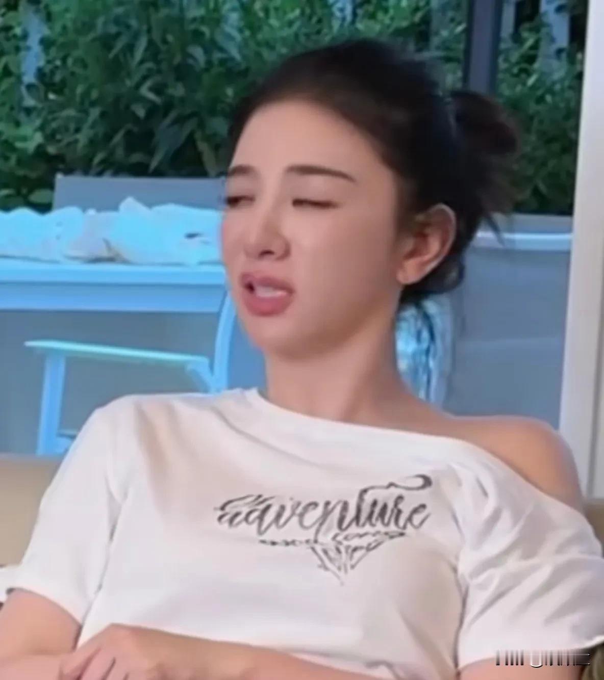 黄奕也没想到，自己女儿的出道之路，会以这样的方式结束！最初她不支持女儿出道，一