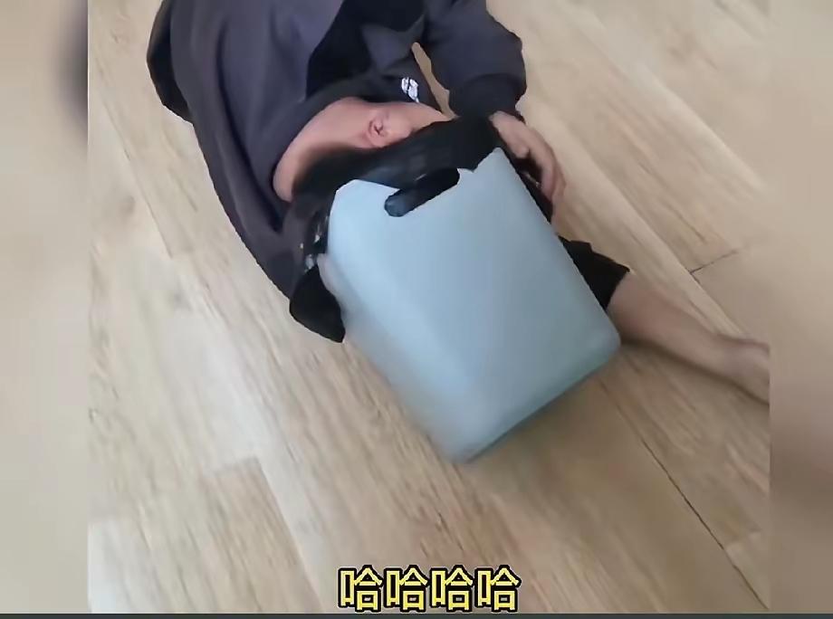 这难道就是传说中的一语成谶？家人们谁懂啊！昨晚我闺蜜发来的事儿，差点给我笑