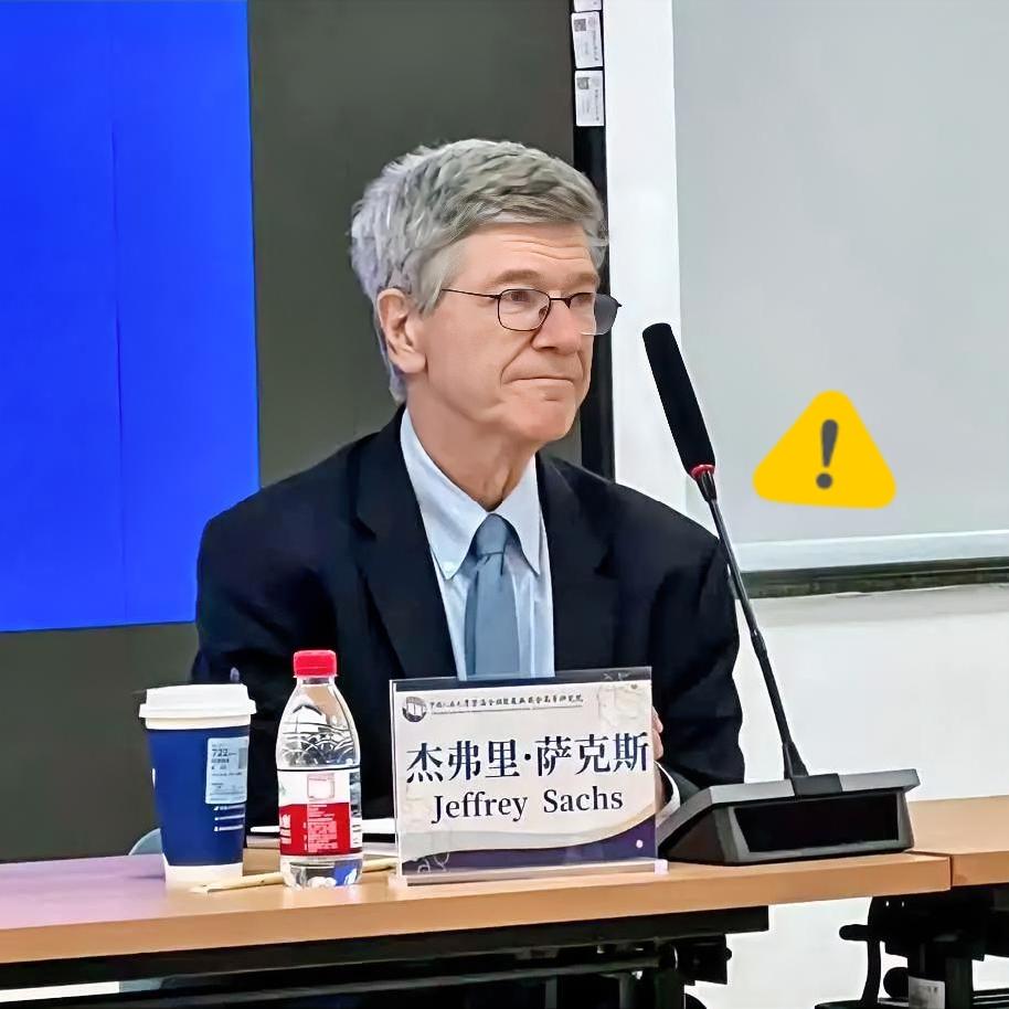 这一次，中方连回应都没有。美国方面再次抛出所谓“芯片出口松绑方案”，试图重启