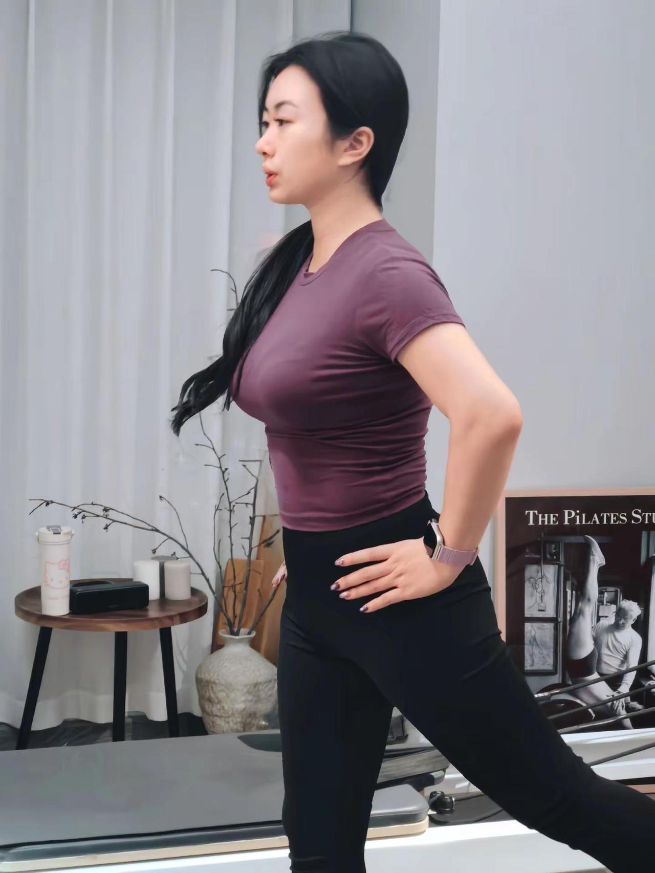 觉醒的一年。室内普拉提我如果再好看一点再瘦一点你会不会后悔当时离开我紫色