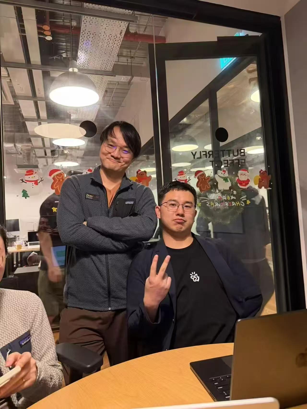 Manus的事，真格基金很受伤！此前，《晚点》披露被收购这一消息后，资本界普