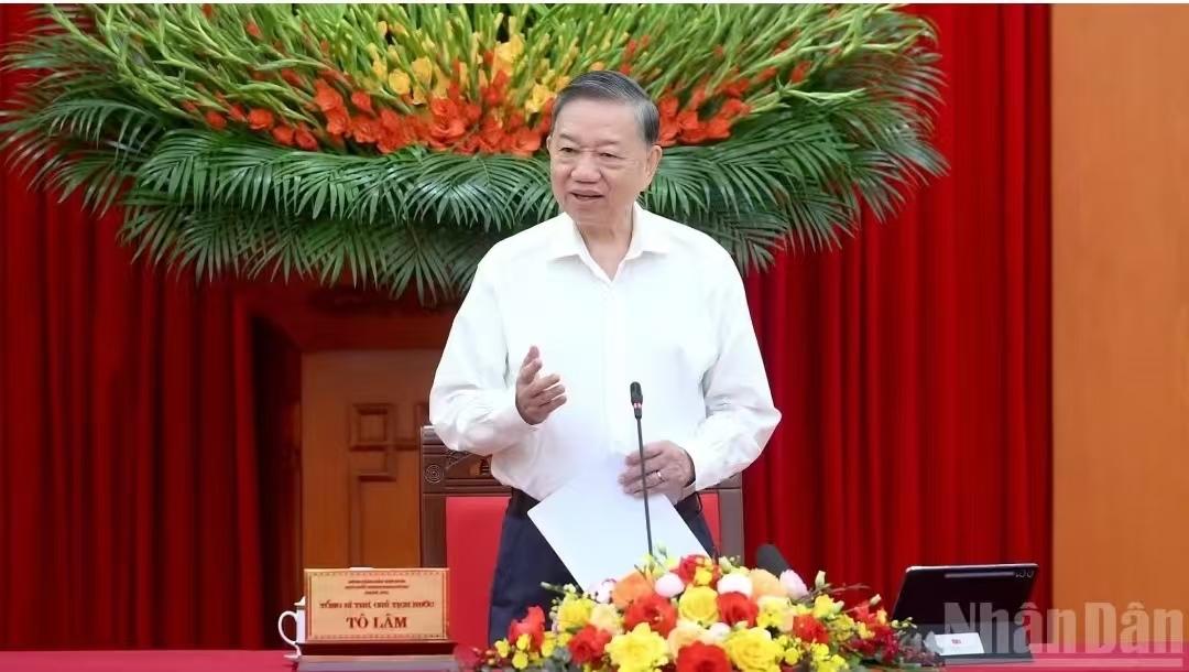 不简单！越南这是准备在第四季度冲刺了苏林亲自主持召开越南十四届四中全会，定下