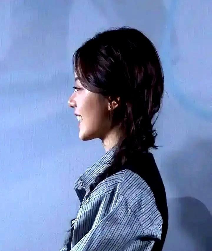 养成系演员最狠的逆袭剧本！姐弟变“兄妹”，这才叫真正的“身高压制”！四年前《