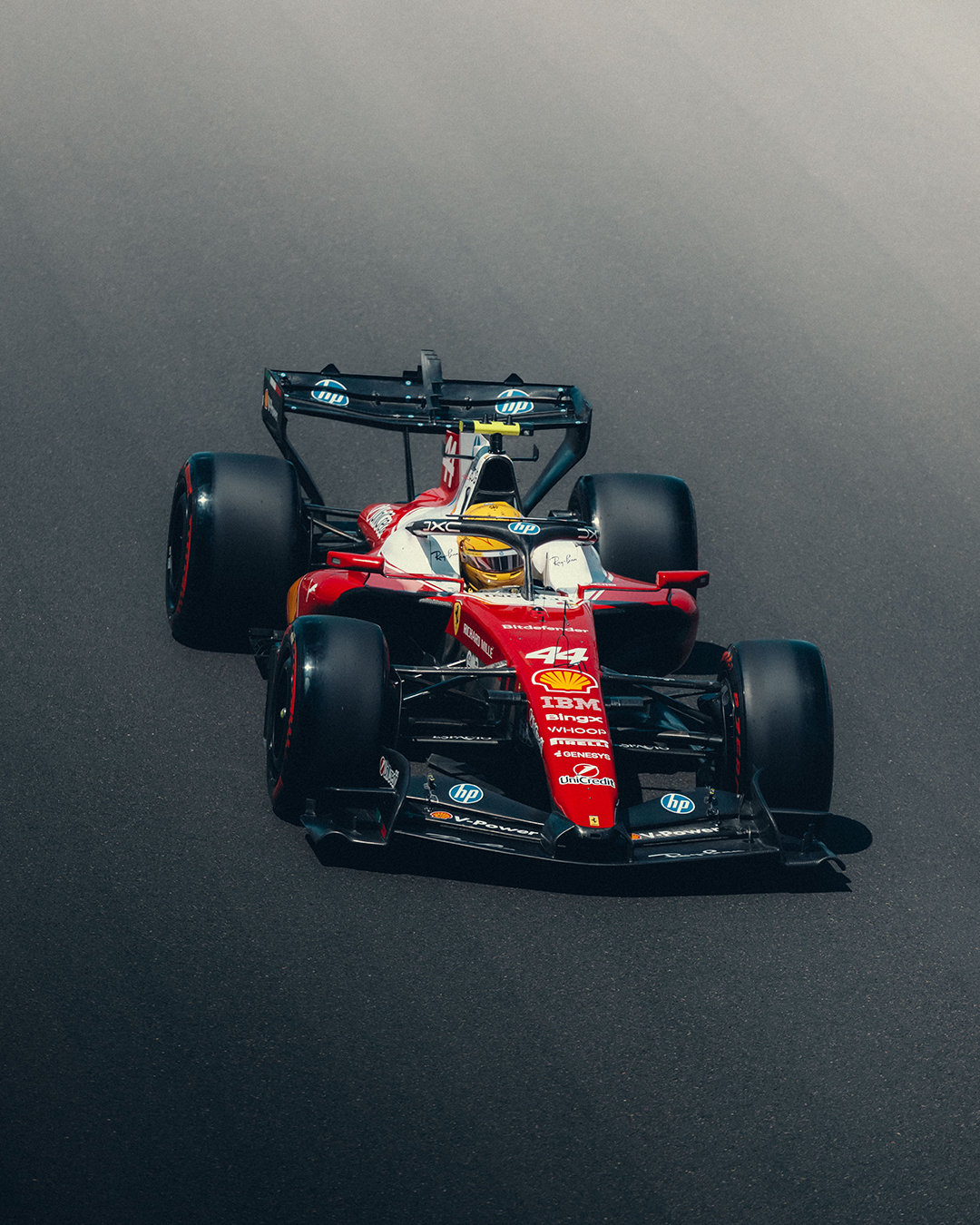 想念赛道的方式：不断放大📸直到镜头的极限❤️#法拉利F1车队##F1#​​​​