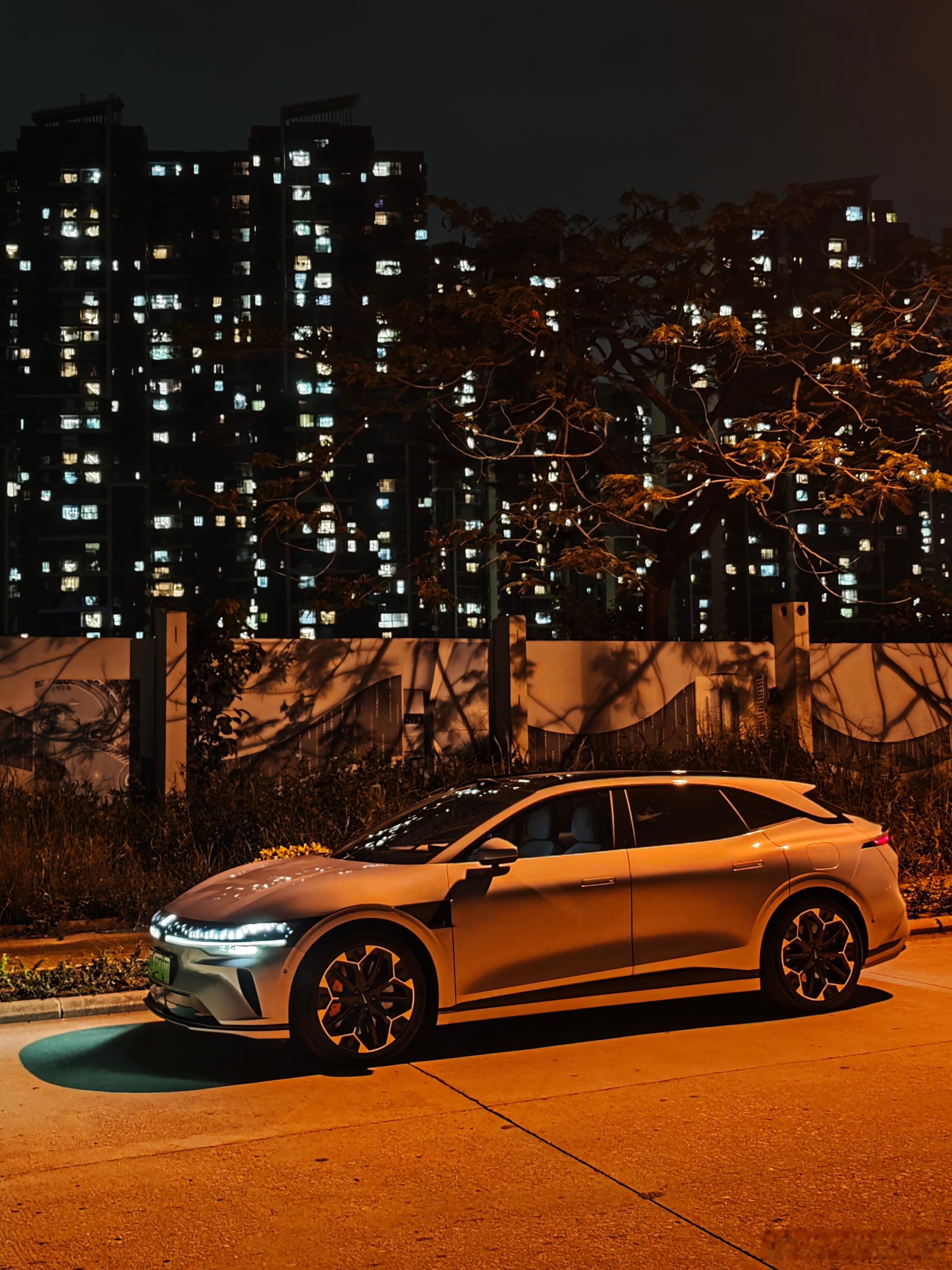 今晚盘它——极氪007GT，一部全方位的好车。如果不是今天520要回家陪下老婆，