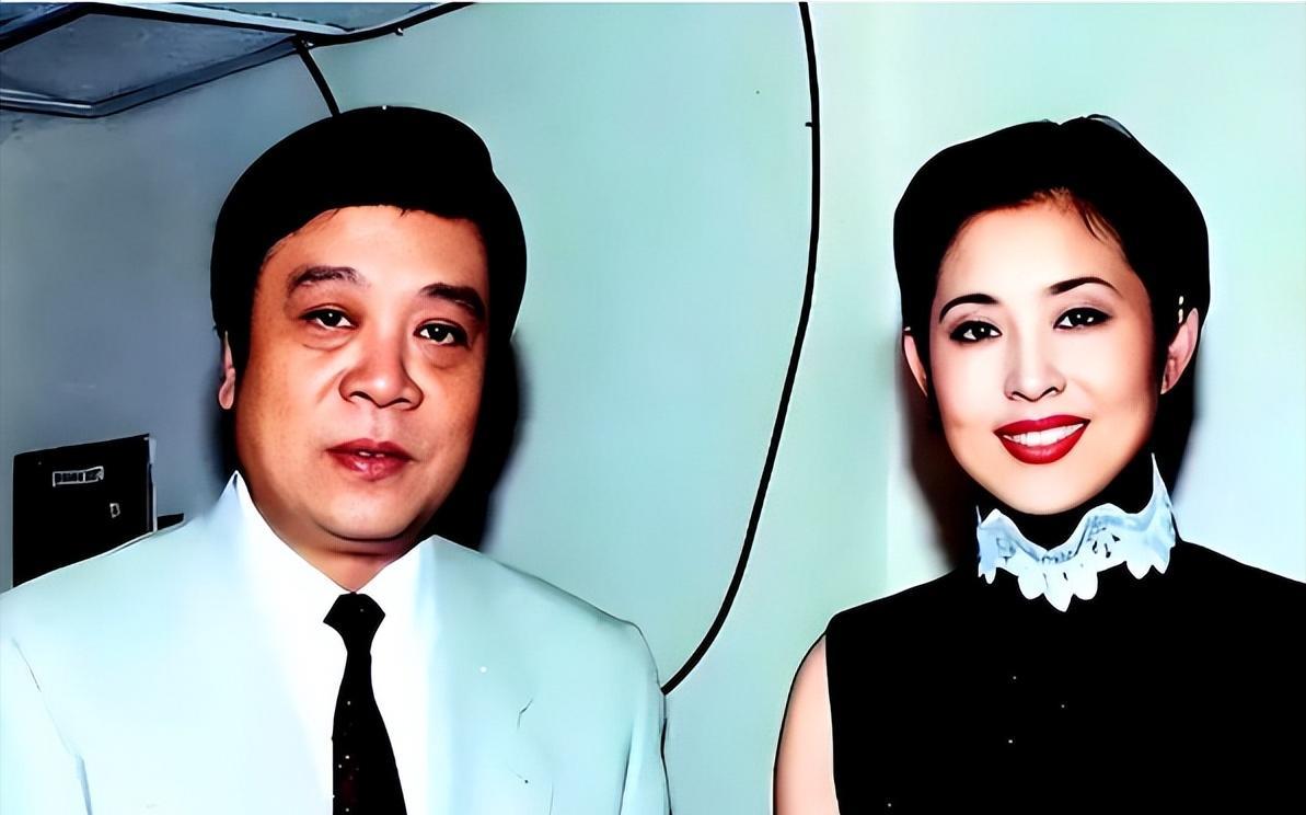 1993年，51岁的赵忠祥，反对34岁的倪萍参评正高职称，他拍着桌子喊：“我当主
