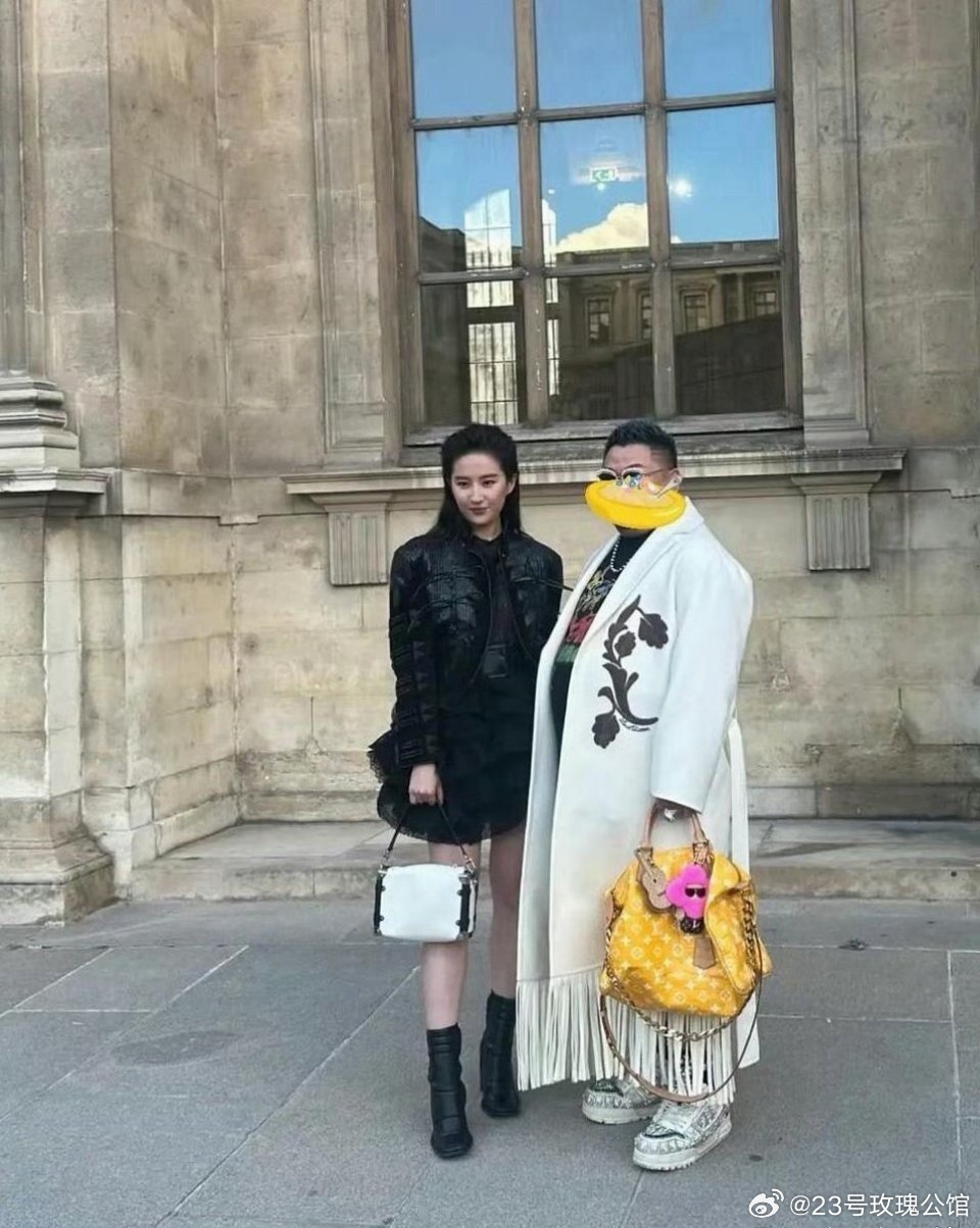 听说这个黄包一千多万…，我沉默了