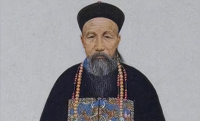 道光二十八年，曾国藩在众目睽睽之下，光着屁股走进了国库，多年后，就连毛主席都对此
