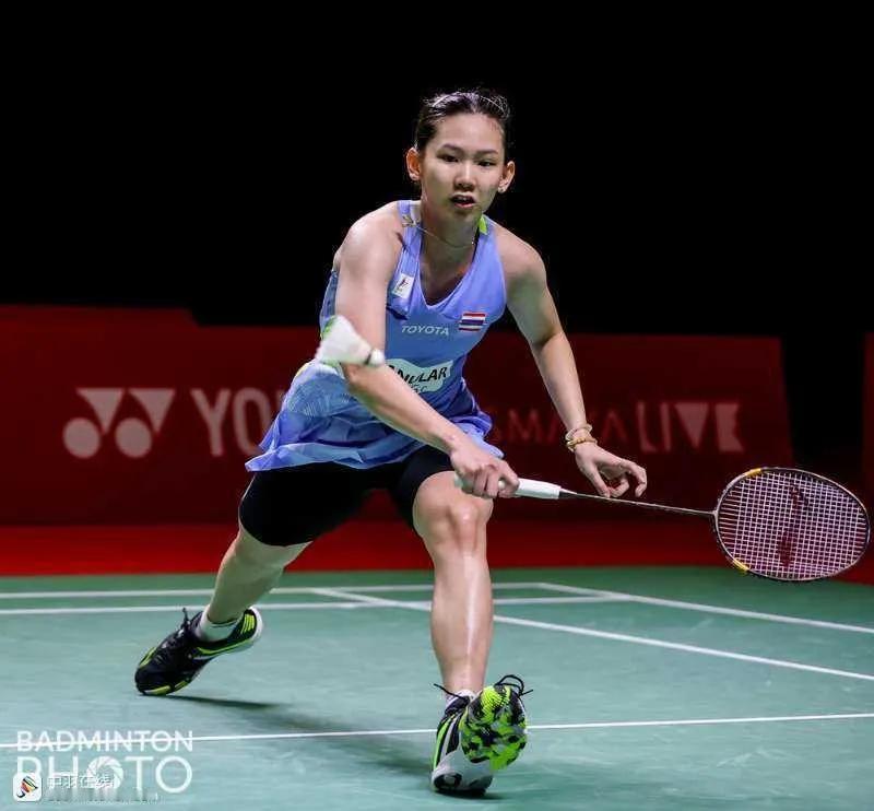 刚刚结束了一场羽毛球尤伯杯小组赛第一场，女单世界排名第8的泰国选手李美妙，苦战到