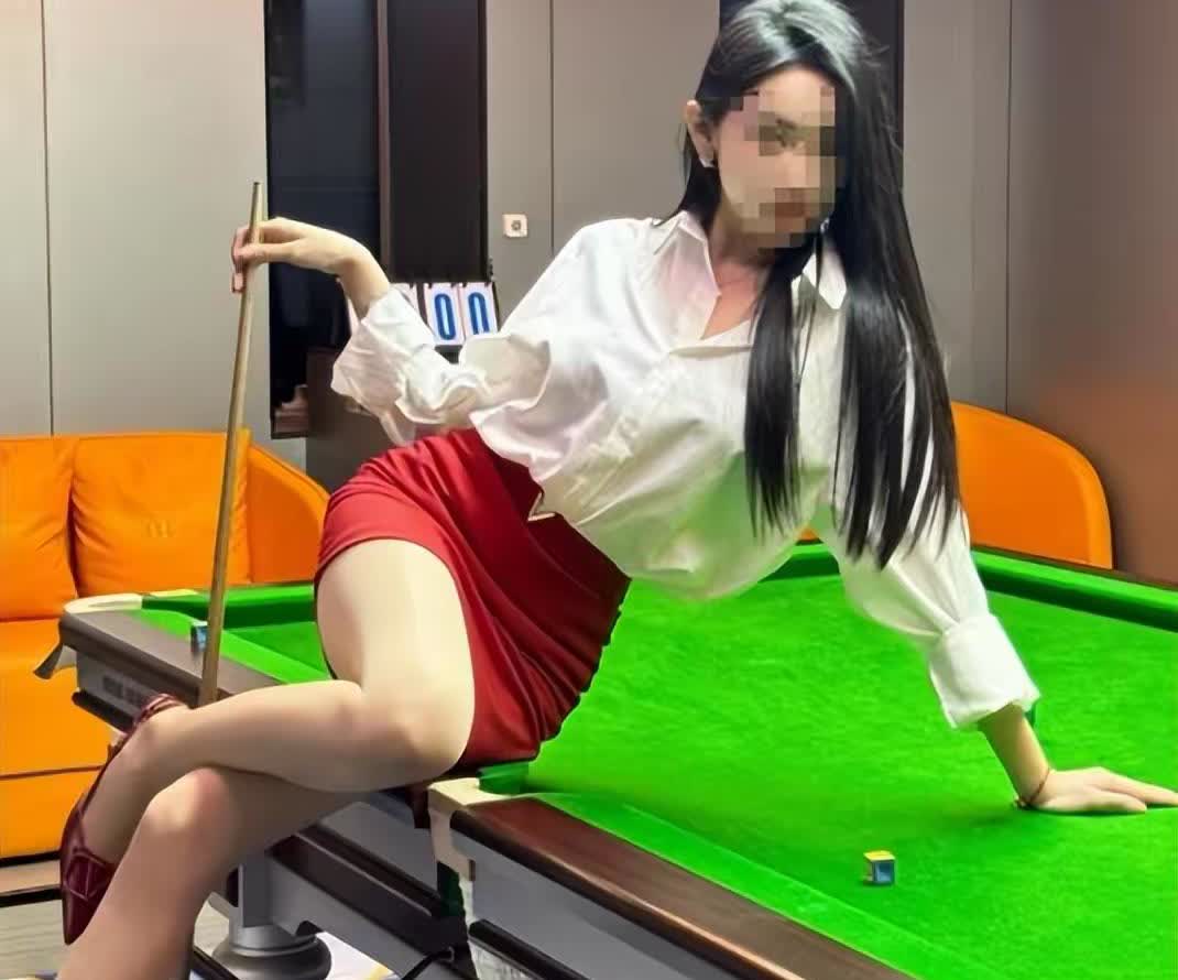 台球助教：一个小时500KTV陪唱：一晚500健身房打卡：一个月588
