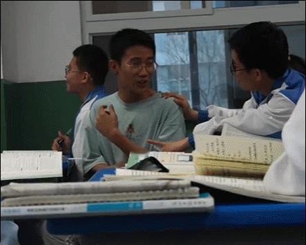 上过高中才懂得默契配合​​​