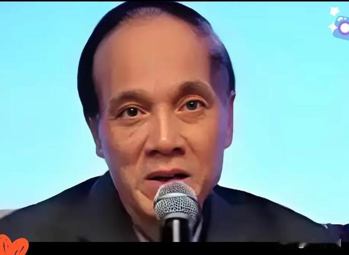 家人们！越南教授丁贤良这波操作太顶了！中日敏感时刻敢说大实话，直言“没中国挡着，