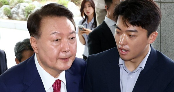 尹锡悦摊上大事了，日子不好过了天呐！尹锡悦这是要完？独检