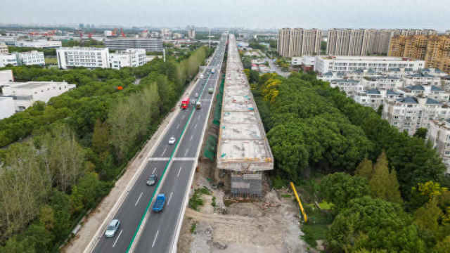 S4公路奉浦东桥及接线工程进度已超过80%, 预计2026年底全线通车