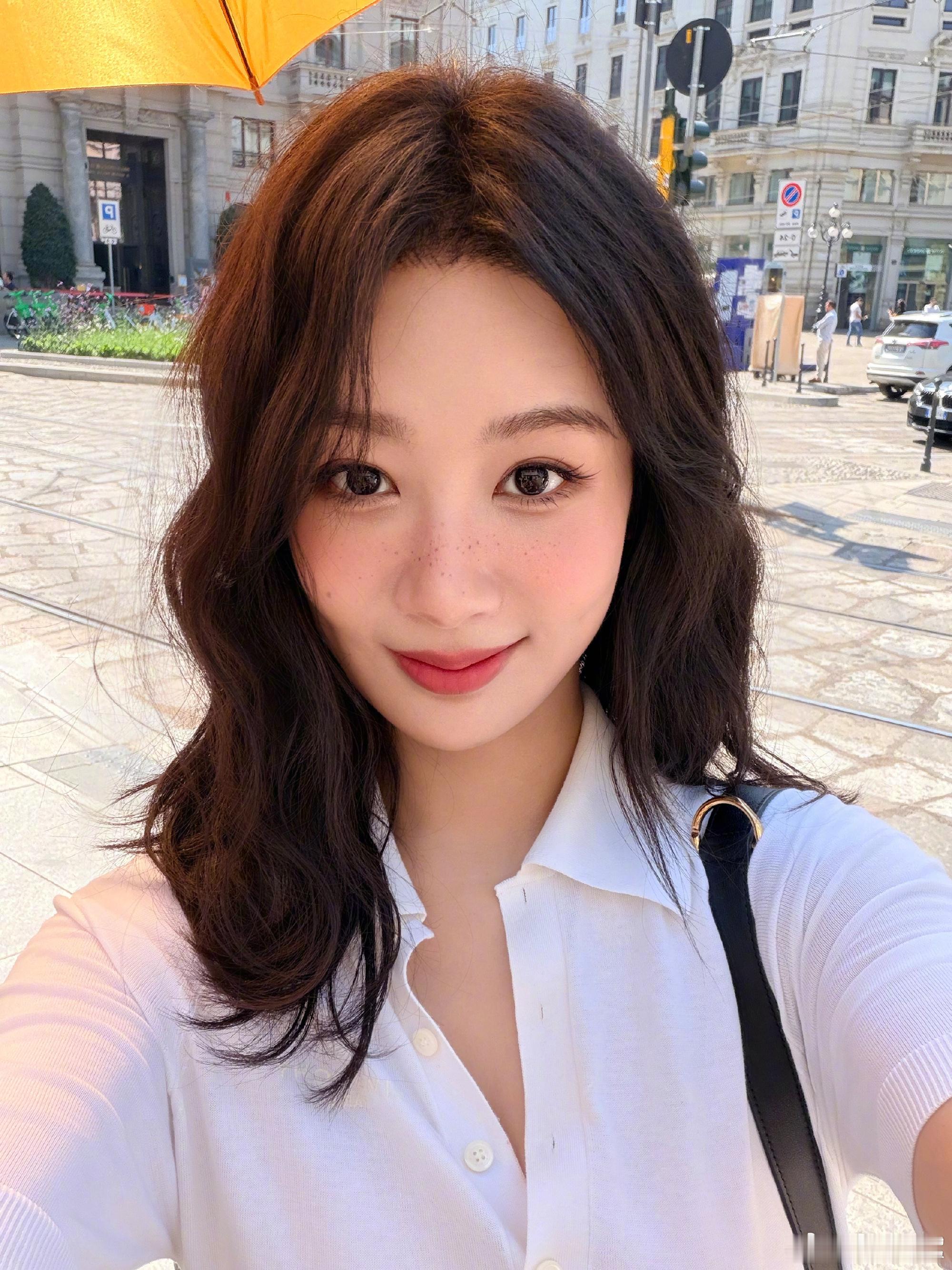 杨紫米兰plog不错