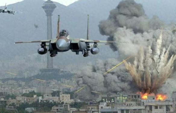 阵风战机一年遭到两次“痛击”，被F-35全程压着打？中国又迎来土豪订单？近日，