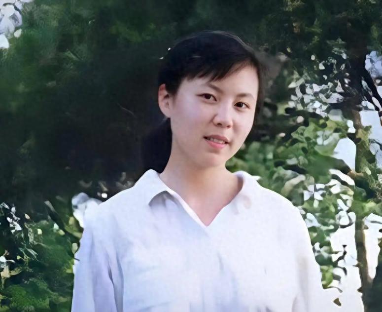 这个曾被称为“完美女生”的女孩，离世前被两次投毒。第一次，她扛了过来。第二次，对
