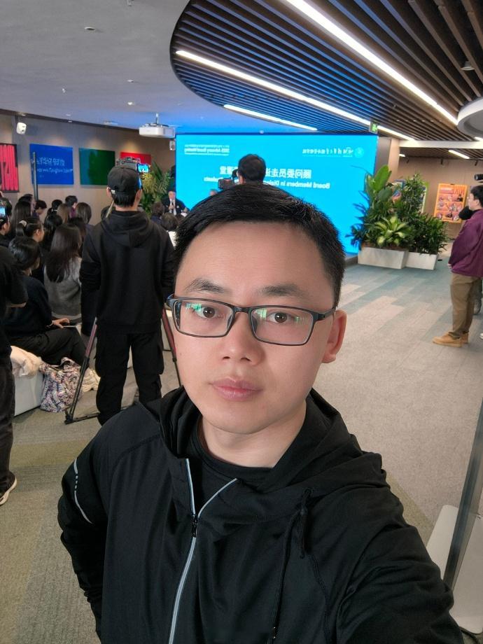 黄仁勋加入清华大学顾问委员会清华经管顾问委员会，是真正的全球顶级商界大佬组成的