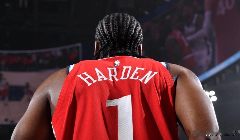 哈登缺席两场！伤病还是交易保护？据快船记者TomerAzarly报道，哈登