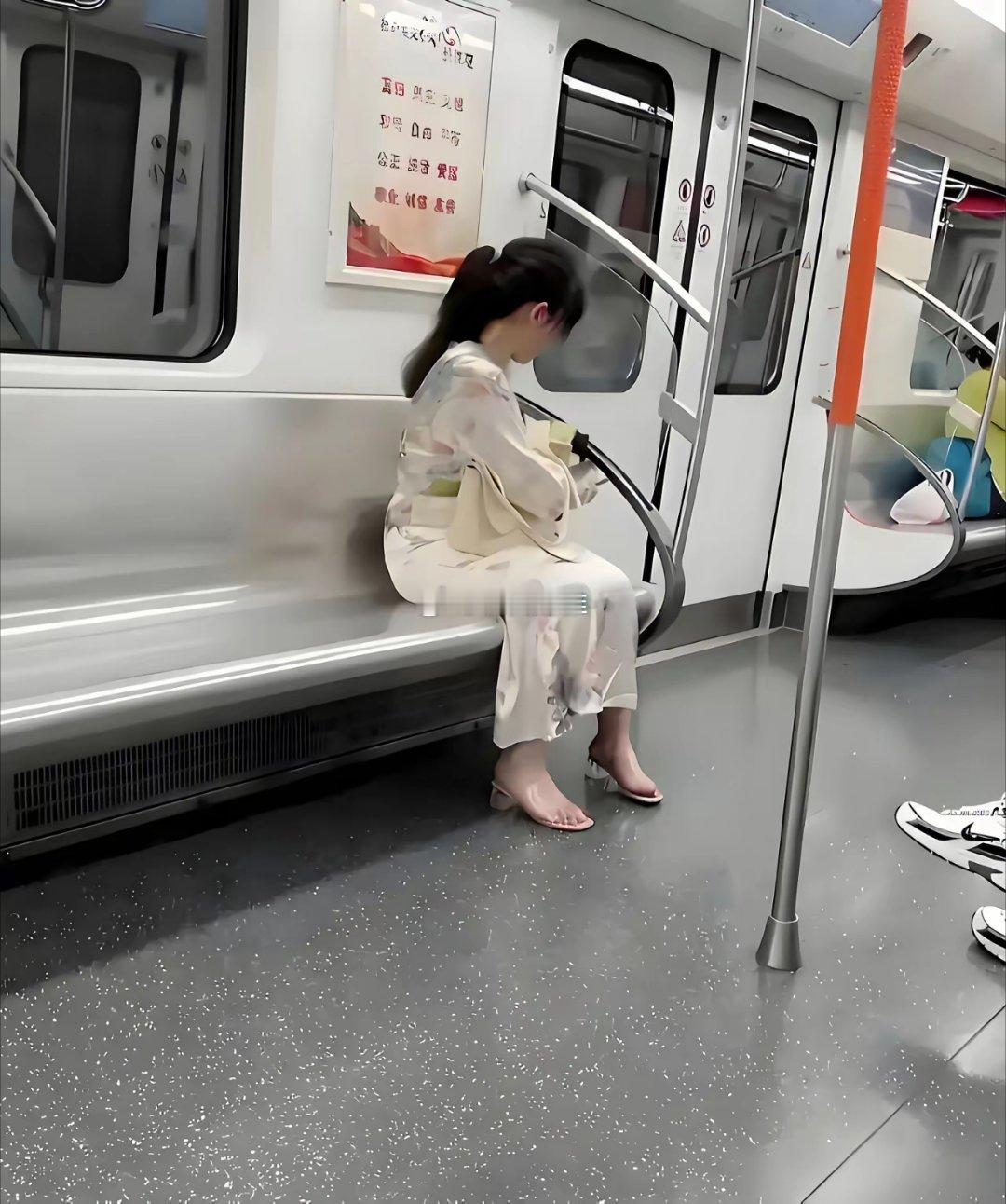 我也不想努力了，这是哪个男人，也太幸福了吧！