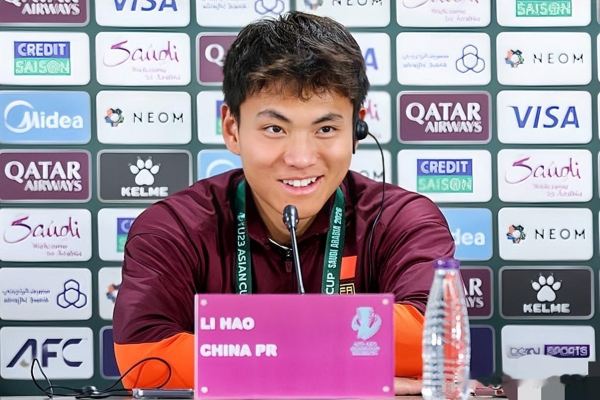 我能接受李昊不留洋，也能接受李昊加盟申花，但是我真的没有办法接受，表现这么