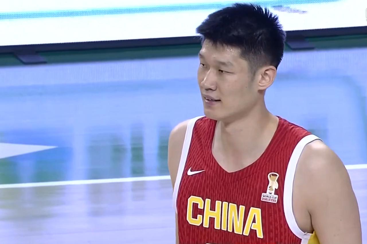耻辱！输韩国队14分，CBA名记：理解不了，难受，没想到有生之年，能看到中国男篮