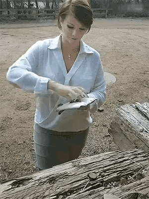 美女“深藏不露”，让好色之徒都不知道咋死的呦！