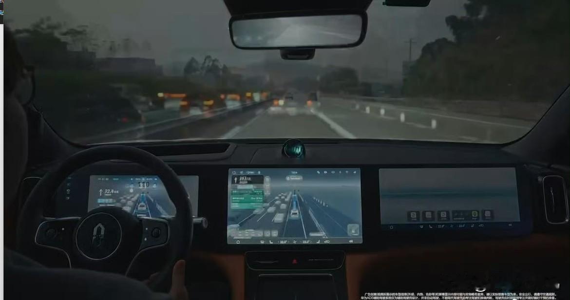 过年回家，行李从来都不只是行李，看了问界M8《有爱就有家》记录的几位车主驾乘问界