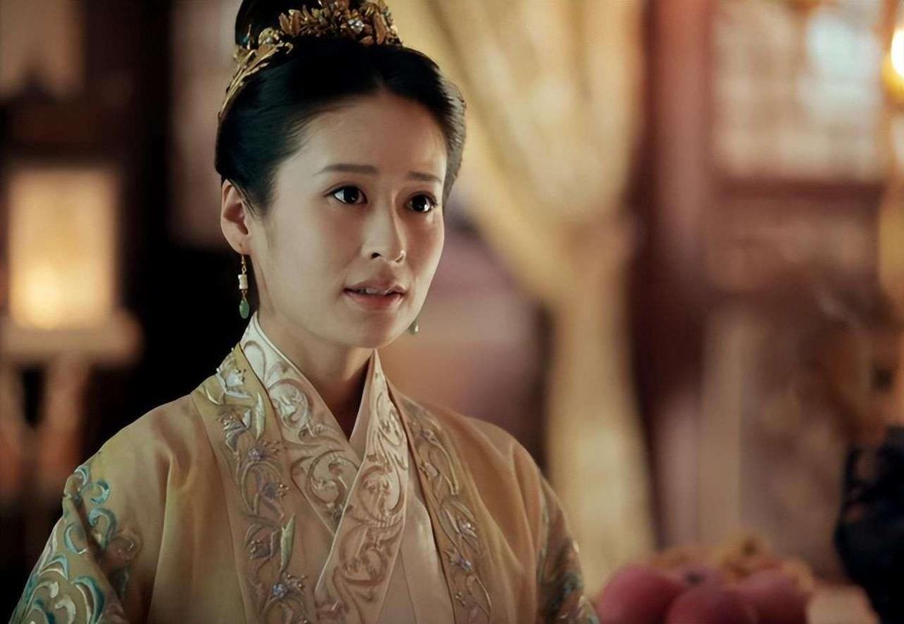 1407年，大明皇后徐妙云病逝，年仅46岁。朱棣悲痛欲绝，发誓不再立后，甚至为了