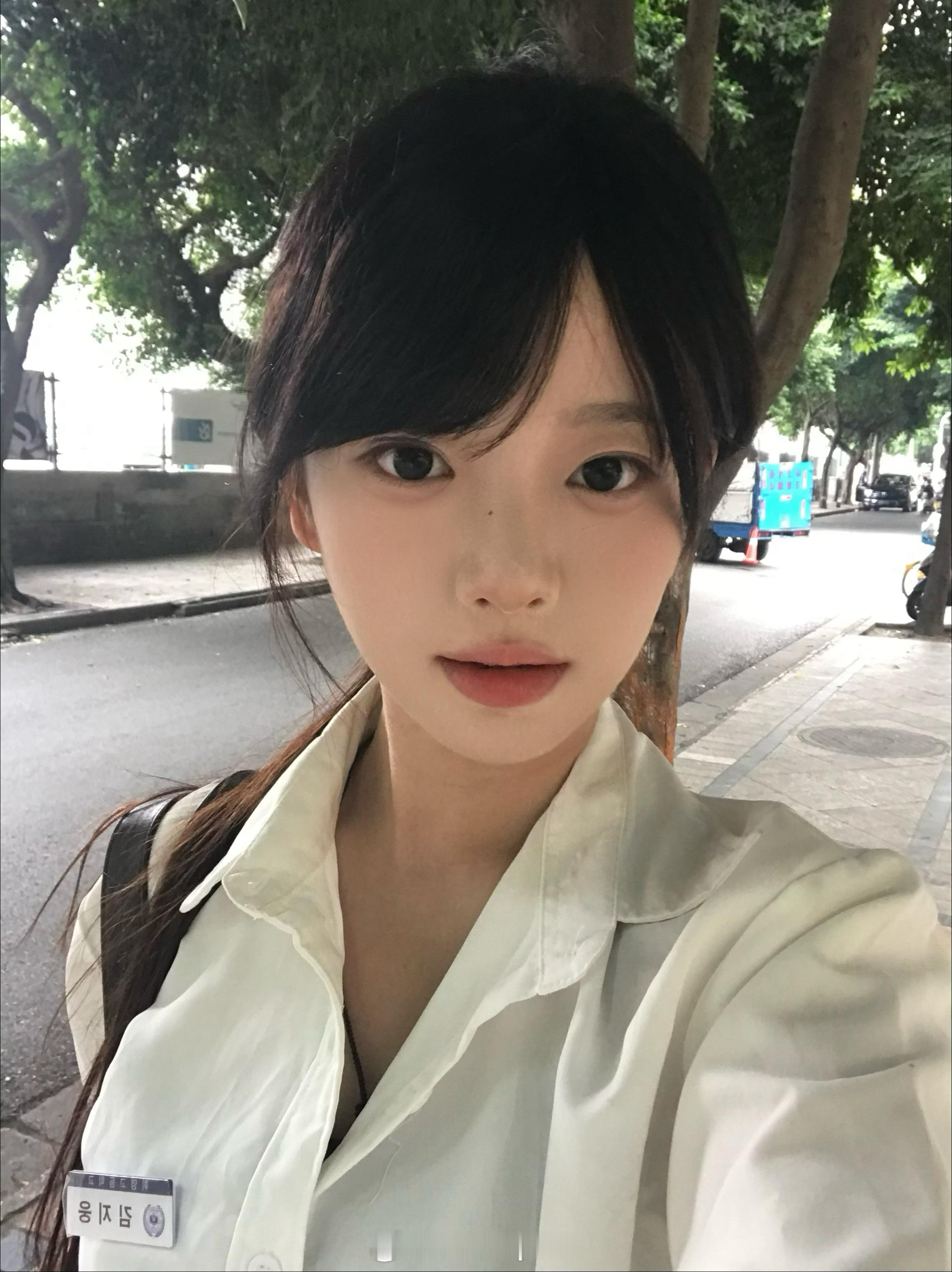 试一下厚厚的斜刘海​​​