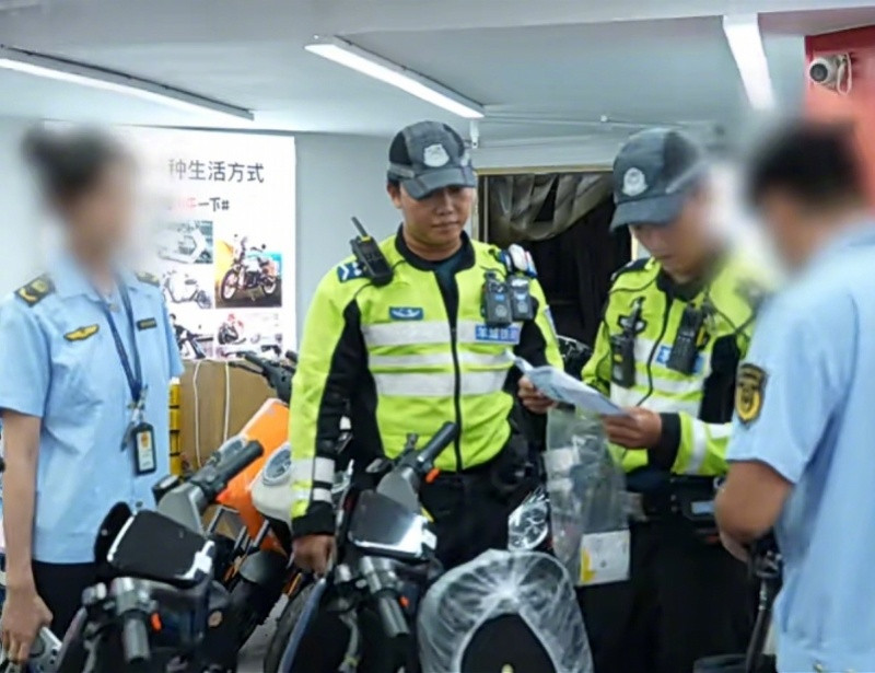 【广州交警等部门严打电动自行车非法改装！行政处罚386人】7月11日，南都N视频