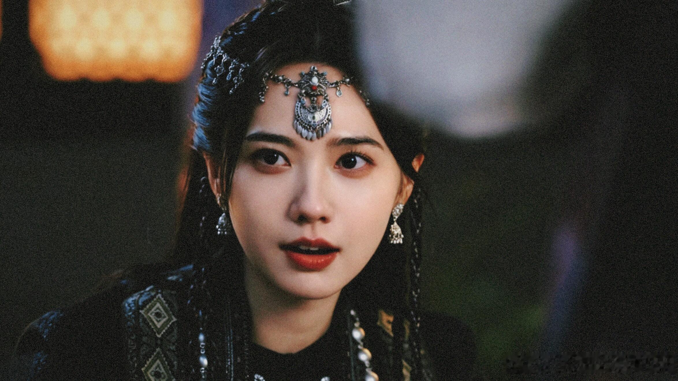 姜佩瑶苗族服饰这套妆造没人get吗？南部档案姜珮瑶