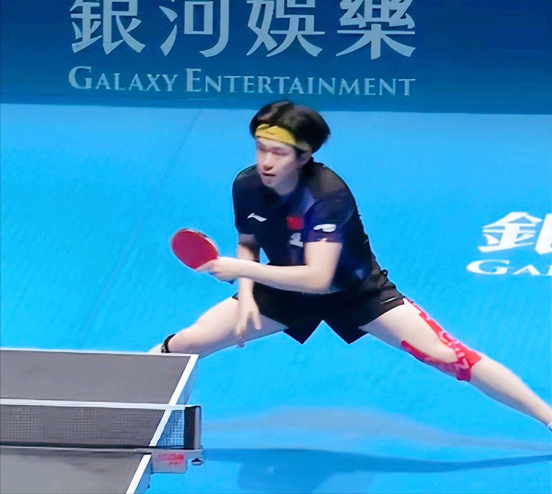 我去！侯英超太强了，把王楚钦和雨果都看透了！侯英超怎么不去当教练？前三局