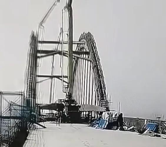 江苏响水在建大桥塌了！好端端的在建大桥，施工正进行时竟突然坍塌，这突如其来的意